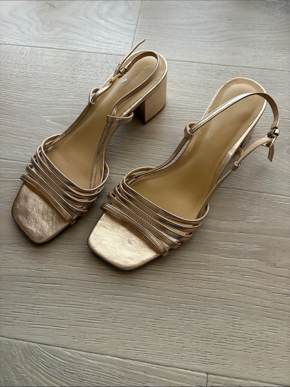 Reformation Eleonora Gold Heel Slingback Sandals - Picture 5 of 6